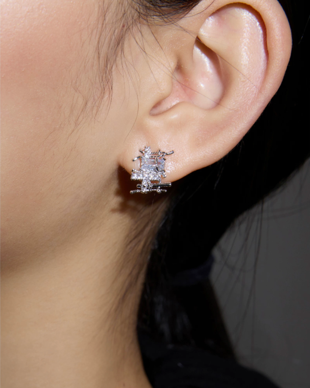 Linéa Weave Pierced Earrings