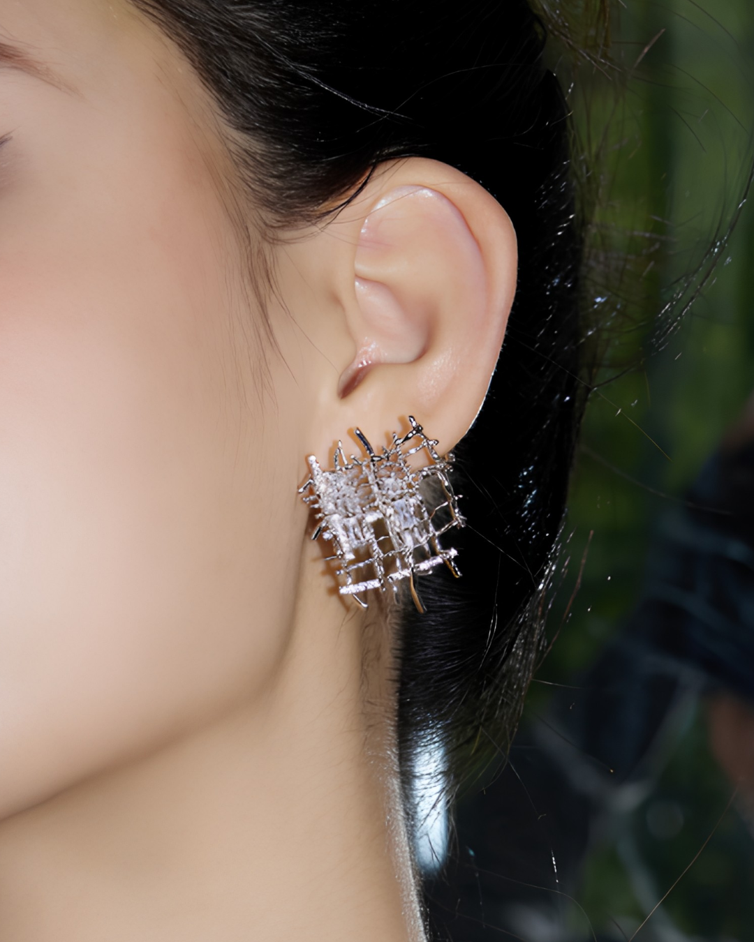 Linéa Weave Grid Pierced Earrings