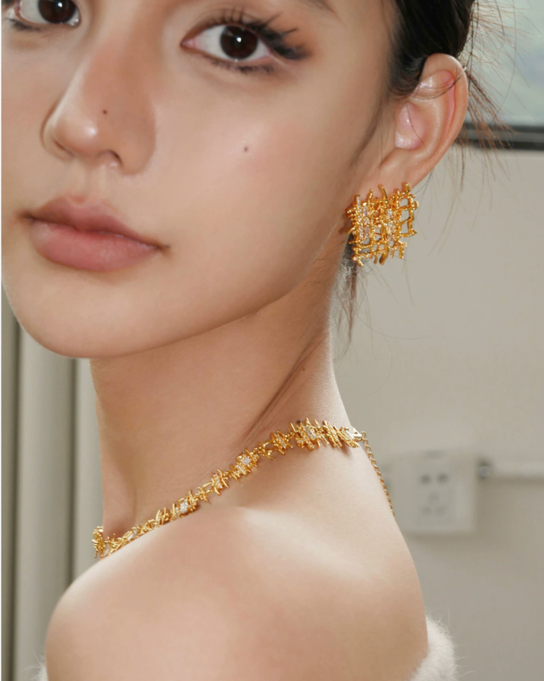 Linéa Weave Grid Pierced Earrings