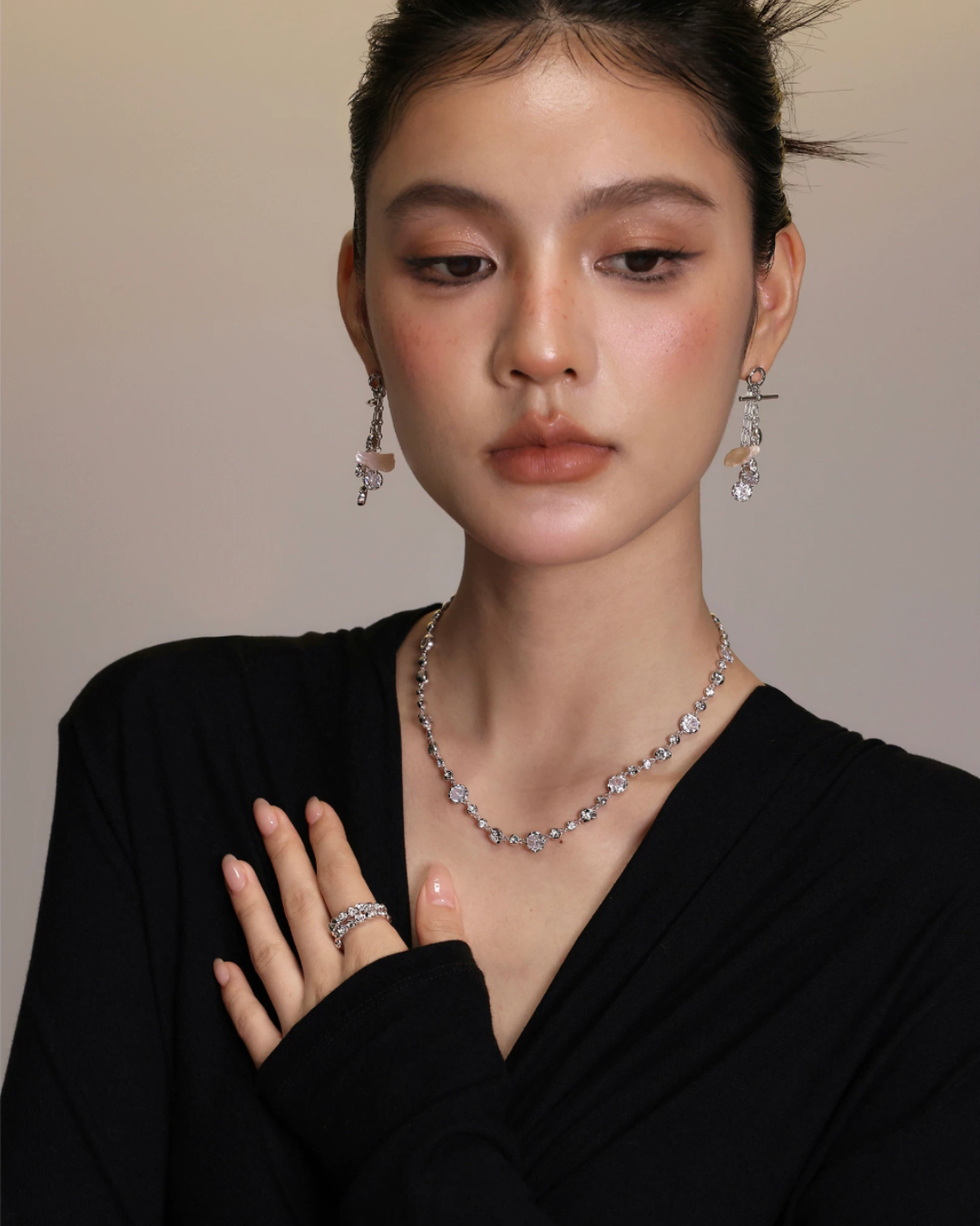 Luminous Texture Necklace